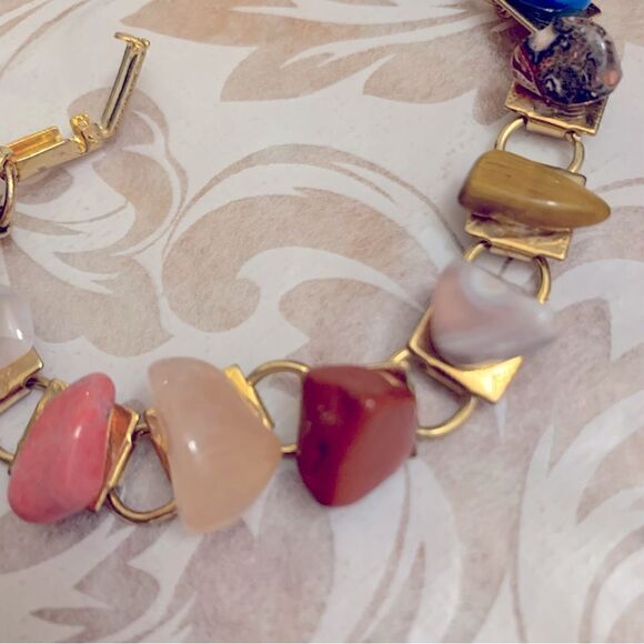 Natural Stones Chakra Bracelet on Gold Tone Metal 7” Gorgeous - Picture 3 of 5